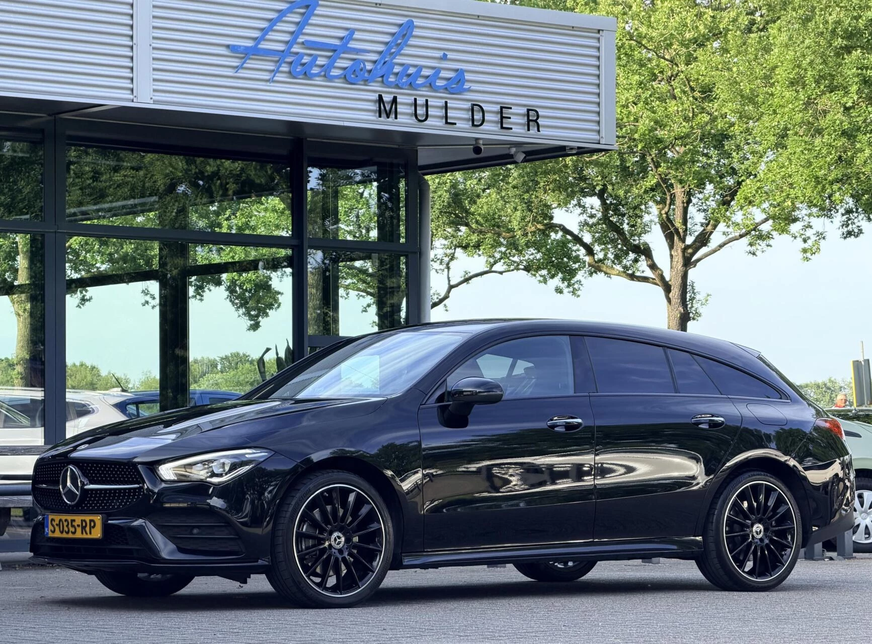 Hoofdafbeelding Mercedes-Benz CLA