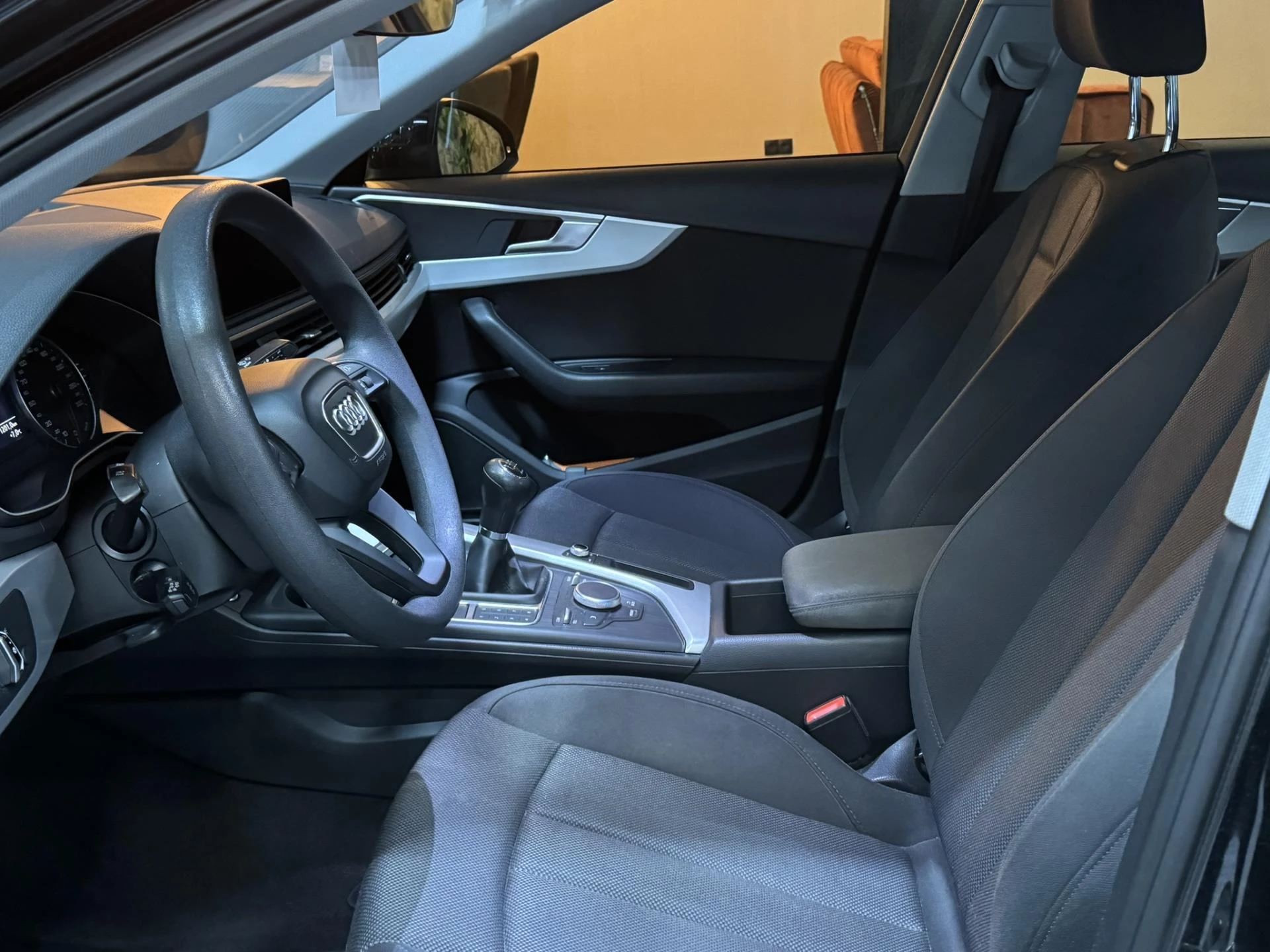 Hoofdafbeelding Audi A4