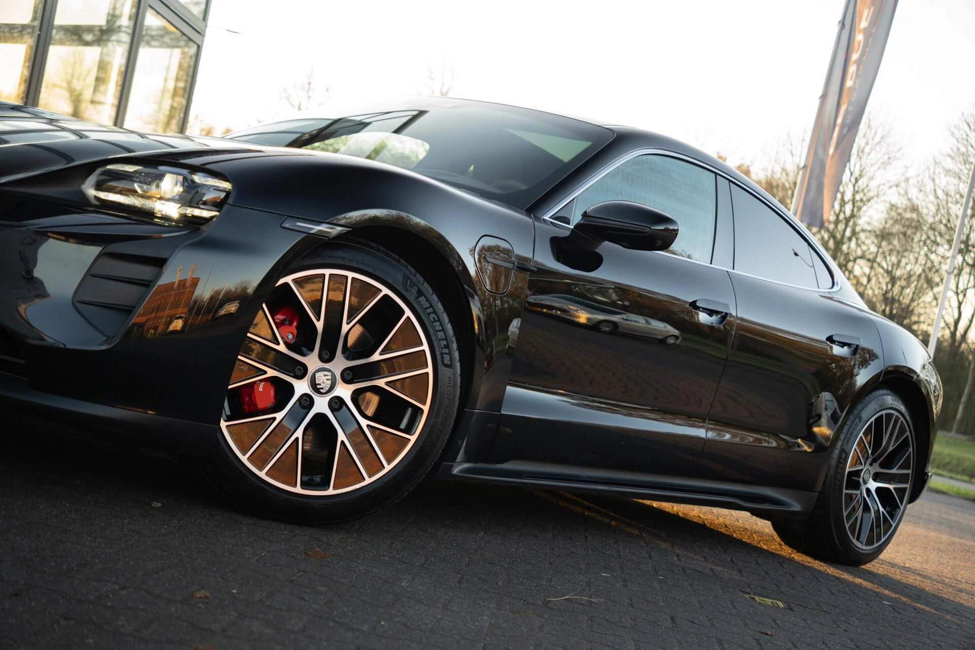 Hoofdafbeelding Porsche Taycan