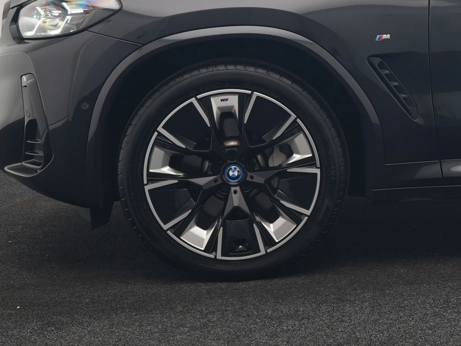 Hoofdafbeelding BMW iX3