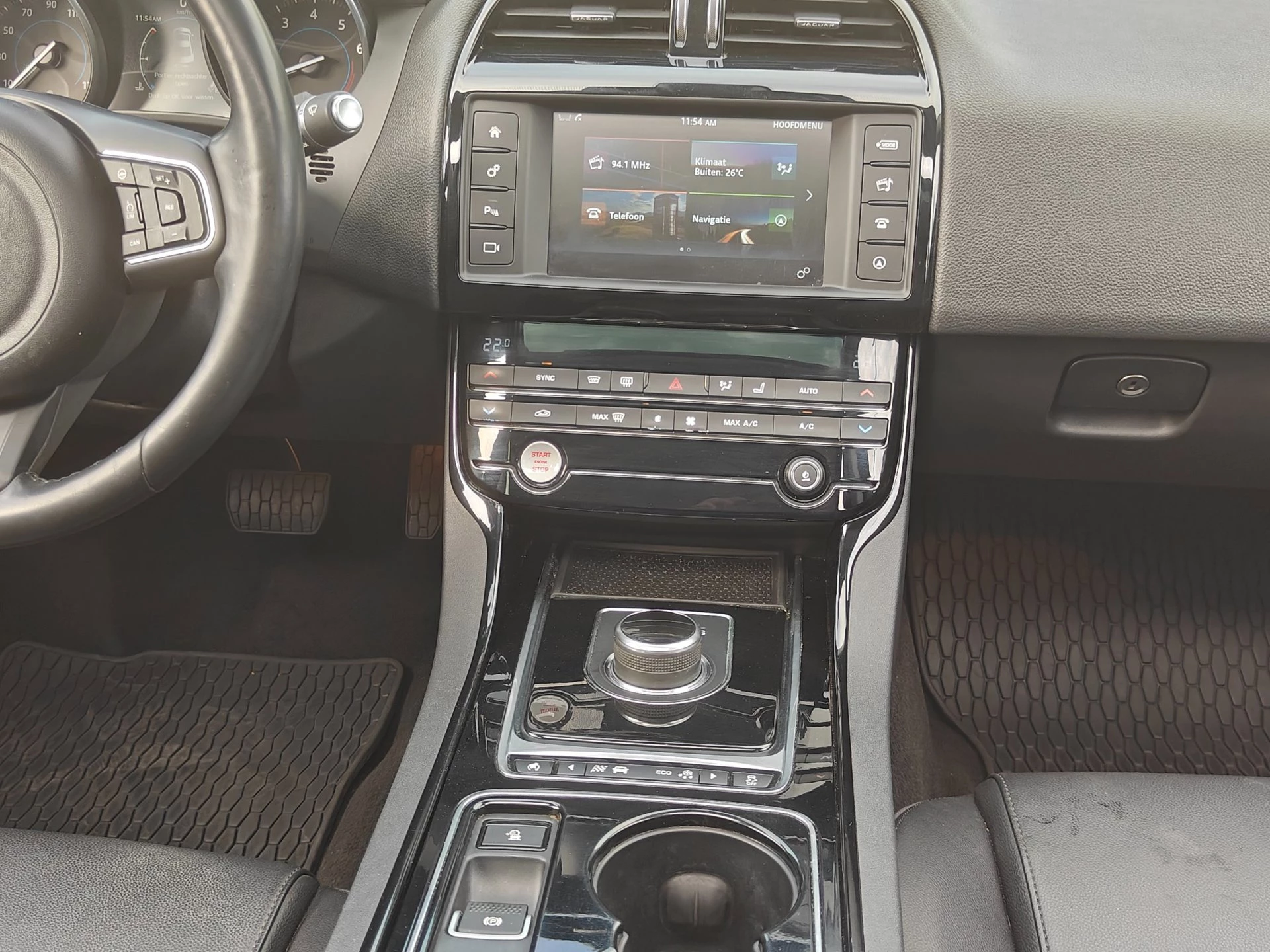 Hoofdafbeelding Jaguar XE