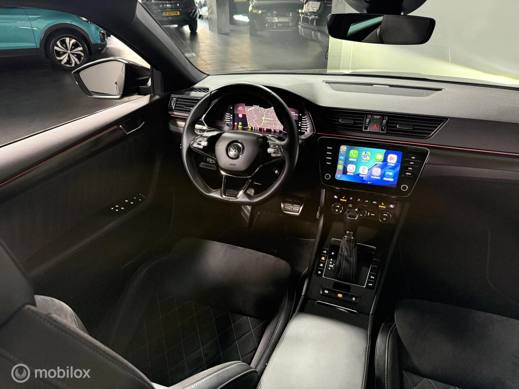 Hoofdafbeelding Škoda Superb