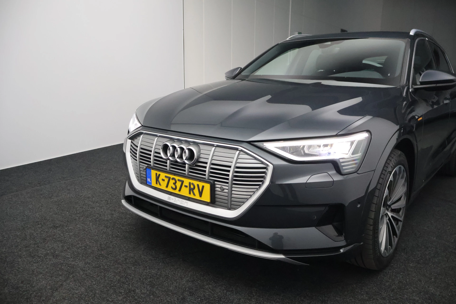Hoofdafbeelding Audi e-tron