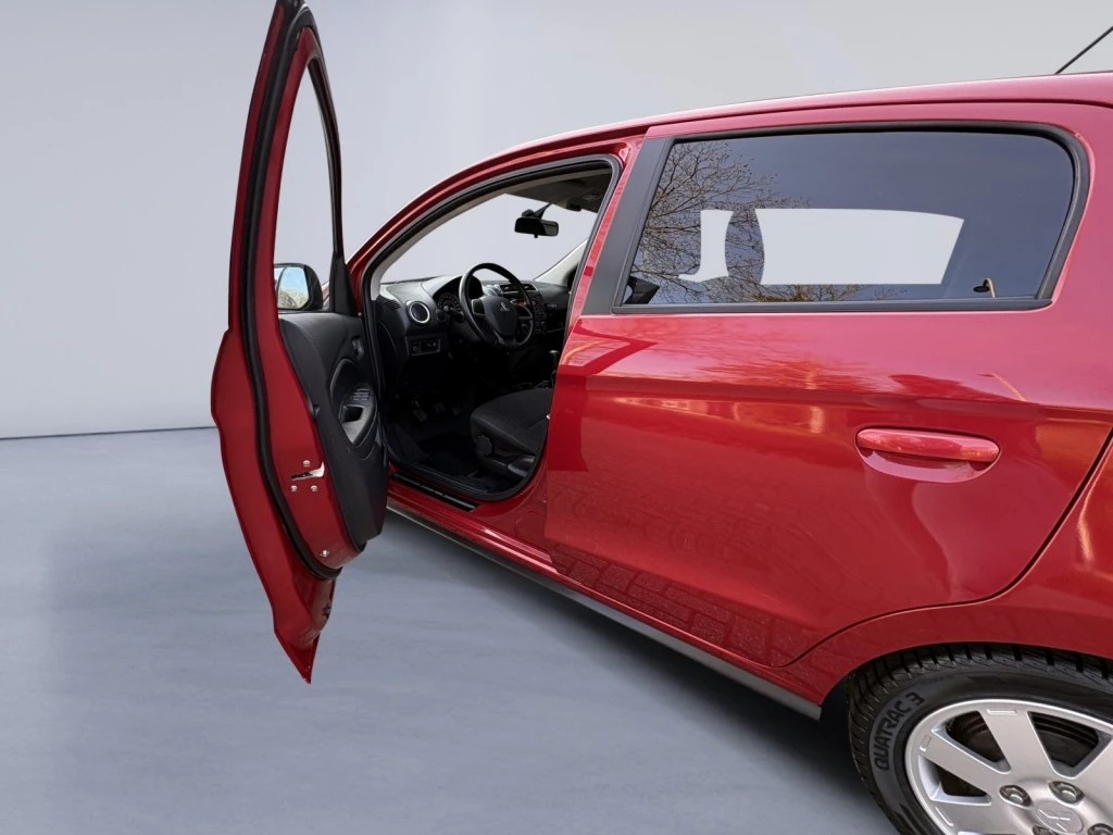 Hoofdafbeelding Mitsubishi Space Star