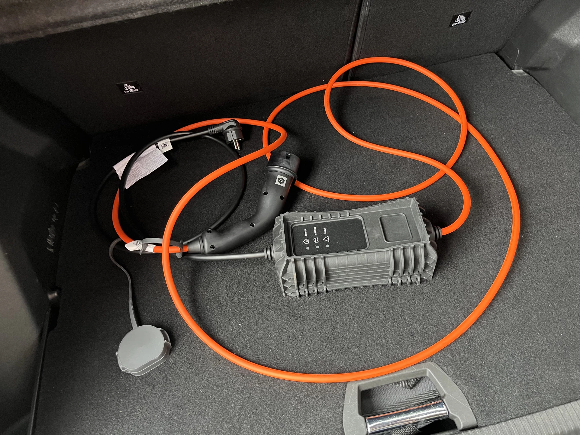 Hoofdafbeelding Peugeot e-2008