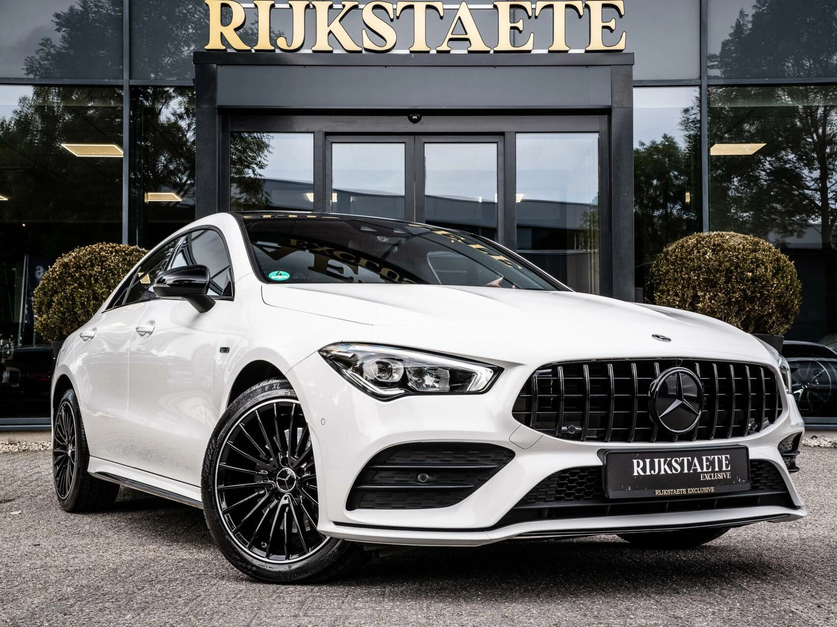 Hoofdafbeelding Mercedes-Benz CLA