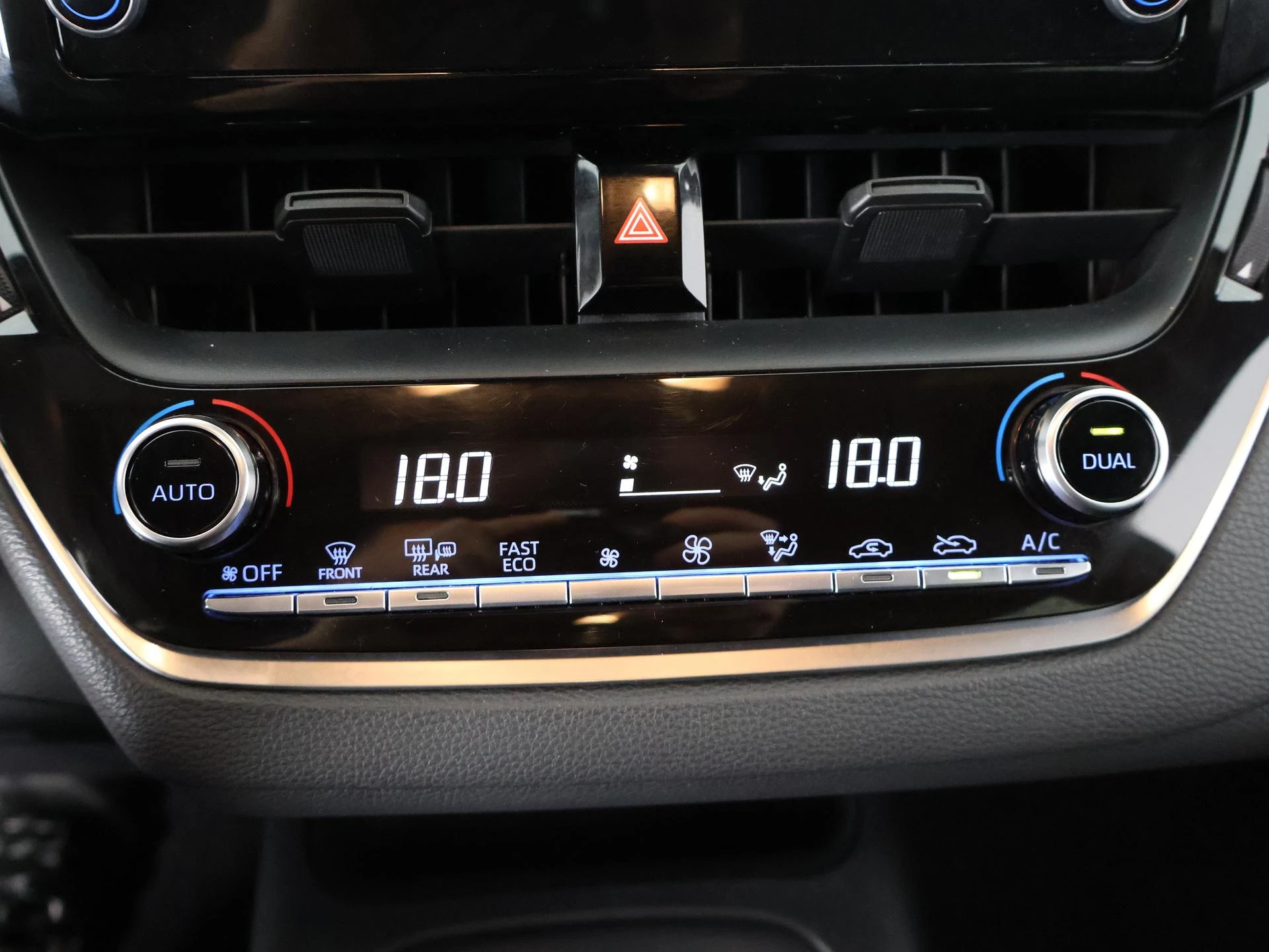 Hoofdafbeelding Toyota Corolla