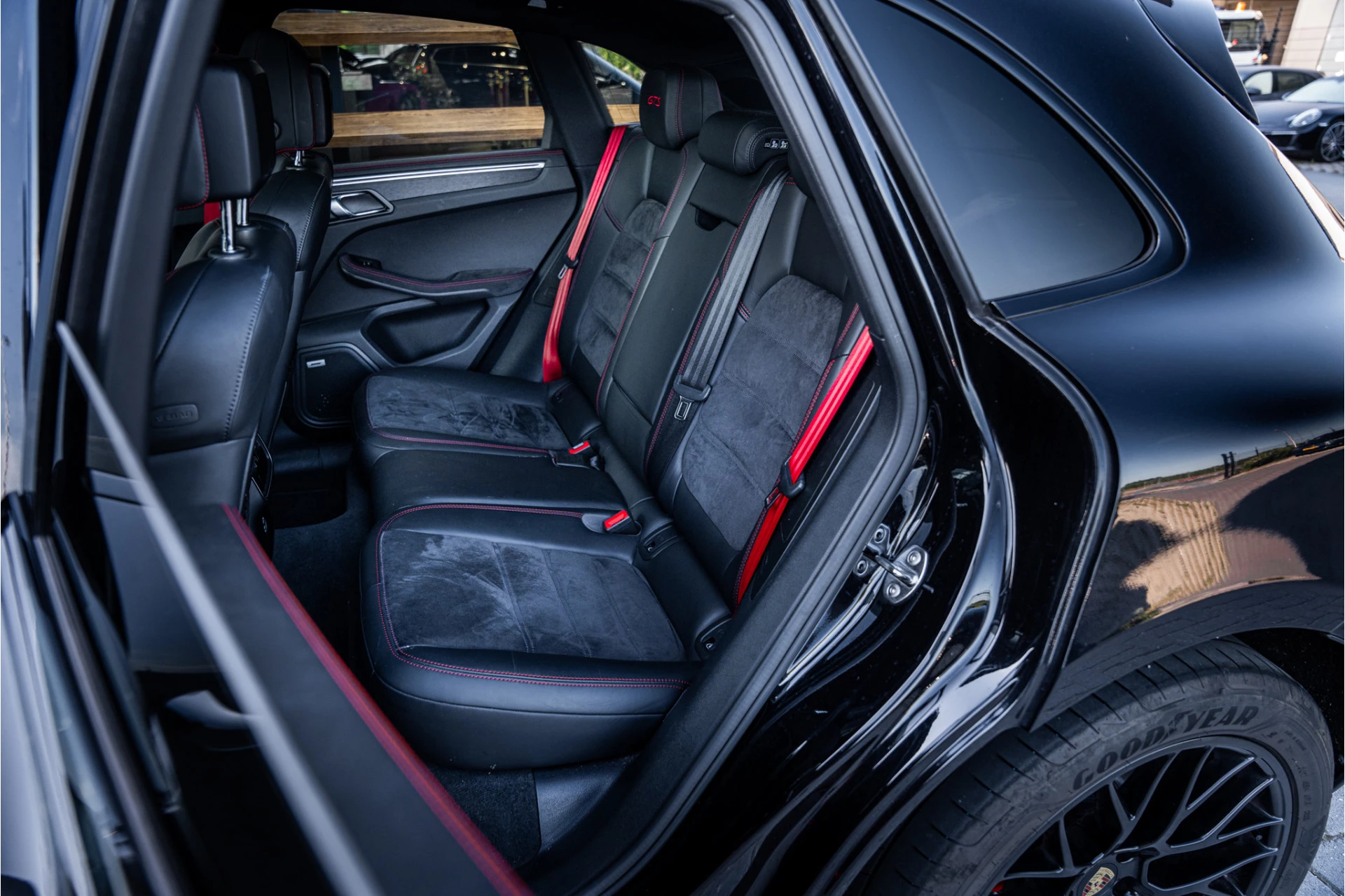 Hoofdafbeelding Porsche Macan