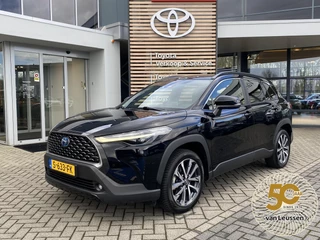 Toyota Corolla Cross 2.0 HYBRID 184PK FIRST-EDITION BLIND-SPOT EL-ACHTERKLEP LM-VELGEN KEYLESS PARK-SENSOREN STOELVERW DRAADLOOS-LADEN AD-CRUISE BLUETOOTH