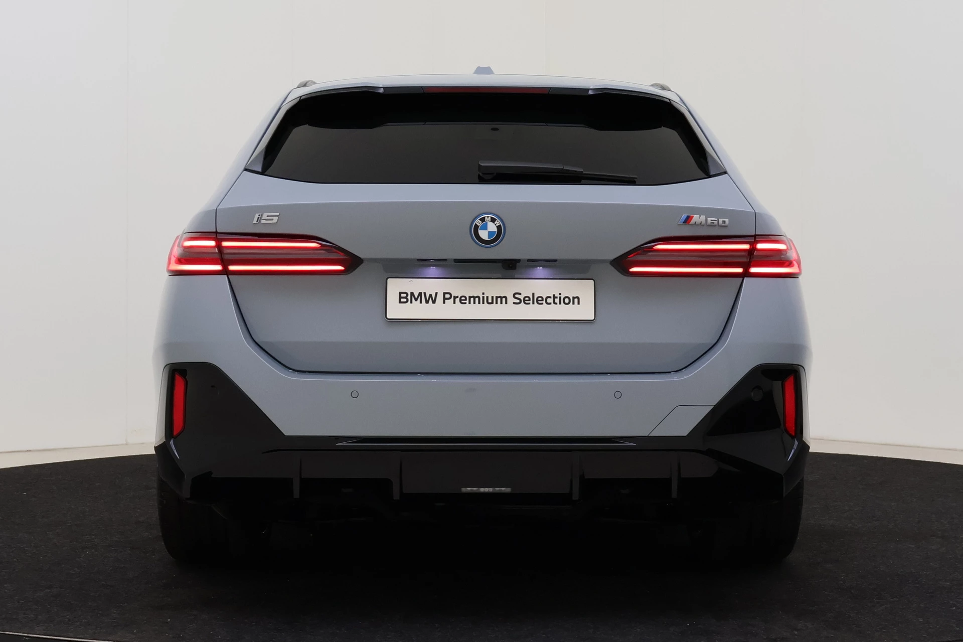 Hoofdafbeelding BMW i5