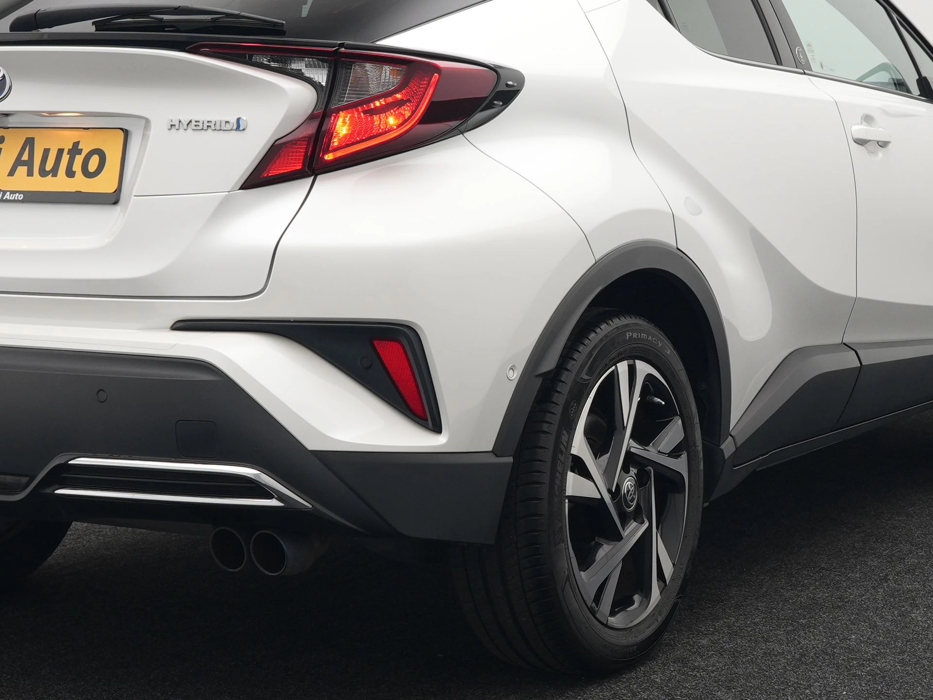 Hoofdafbeelding Toyota C-HR