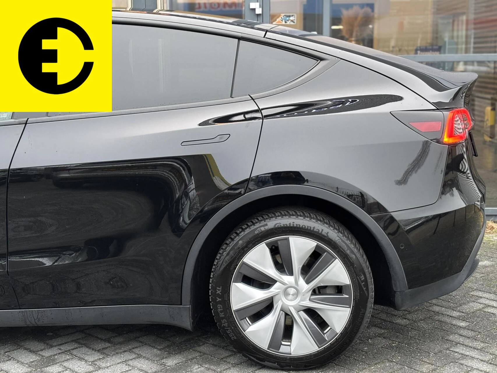 Hoofdafbeelding Tesla Model Y