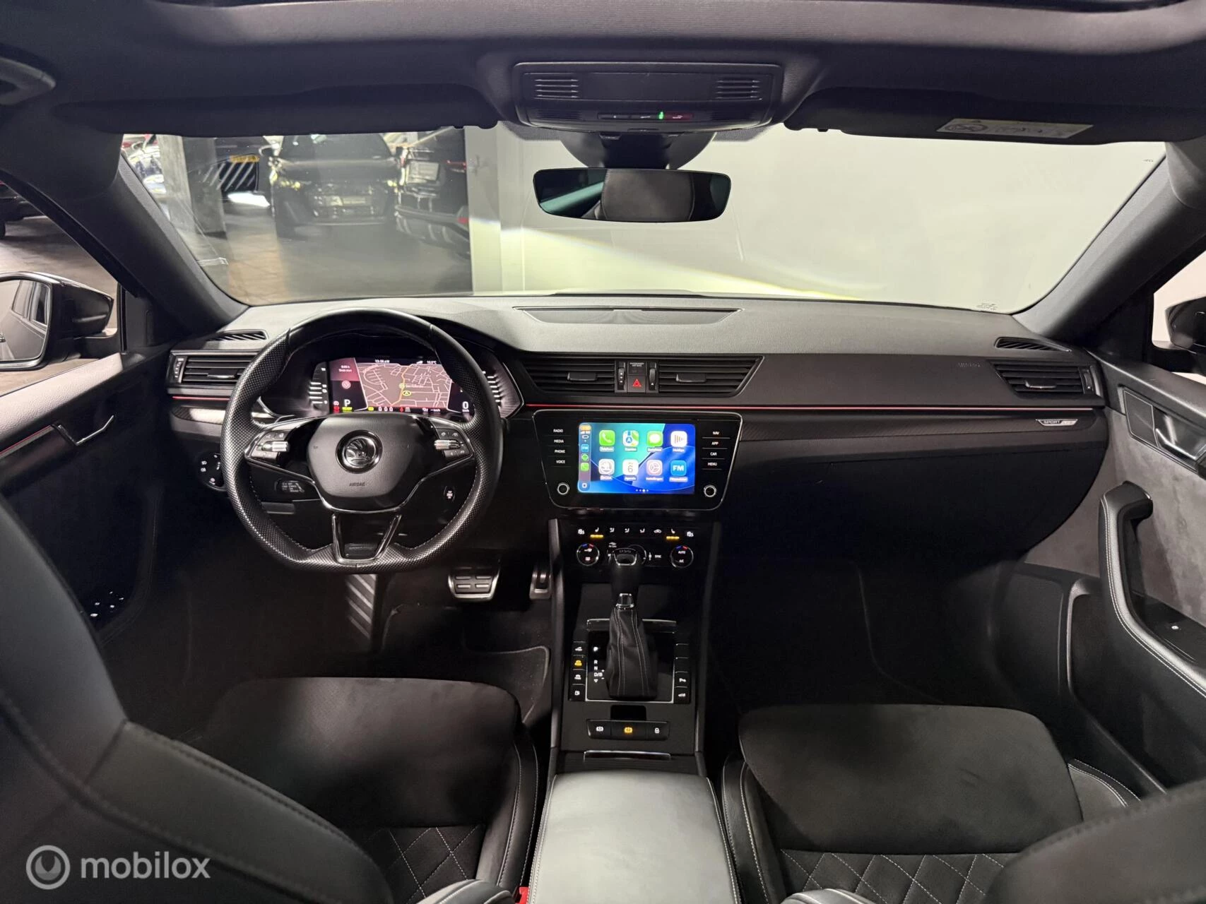 Hoofdafbeelding Škoda Superb