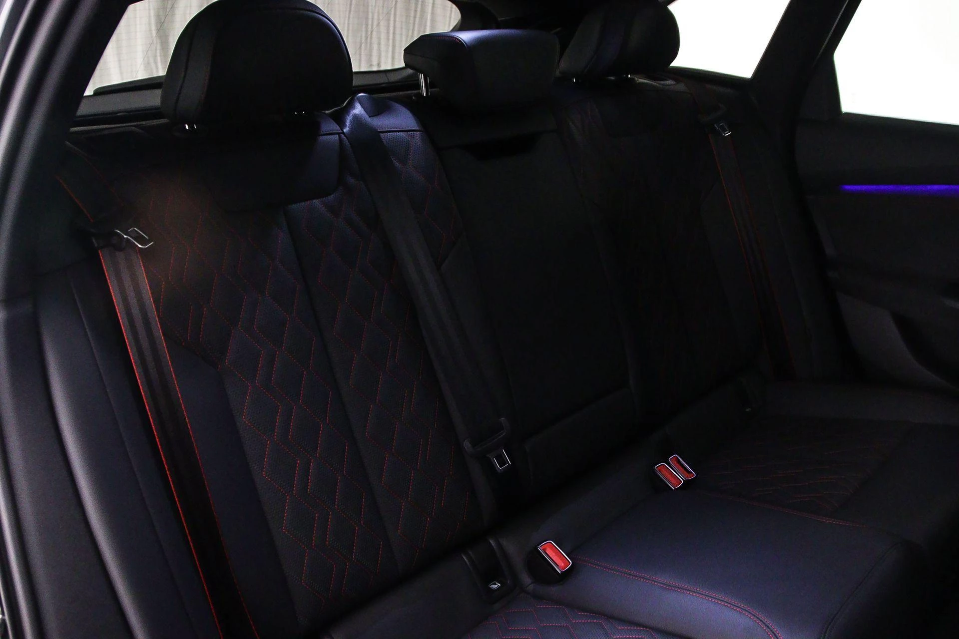 Hoofdafbeelding Audi S6 Avant e-tron