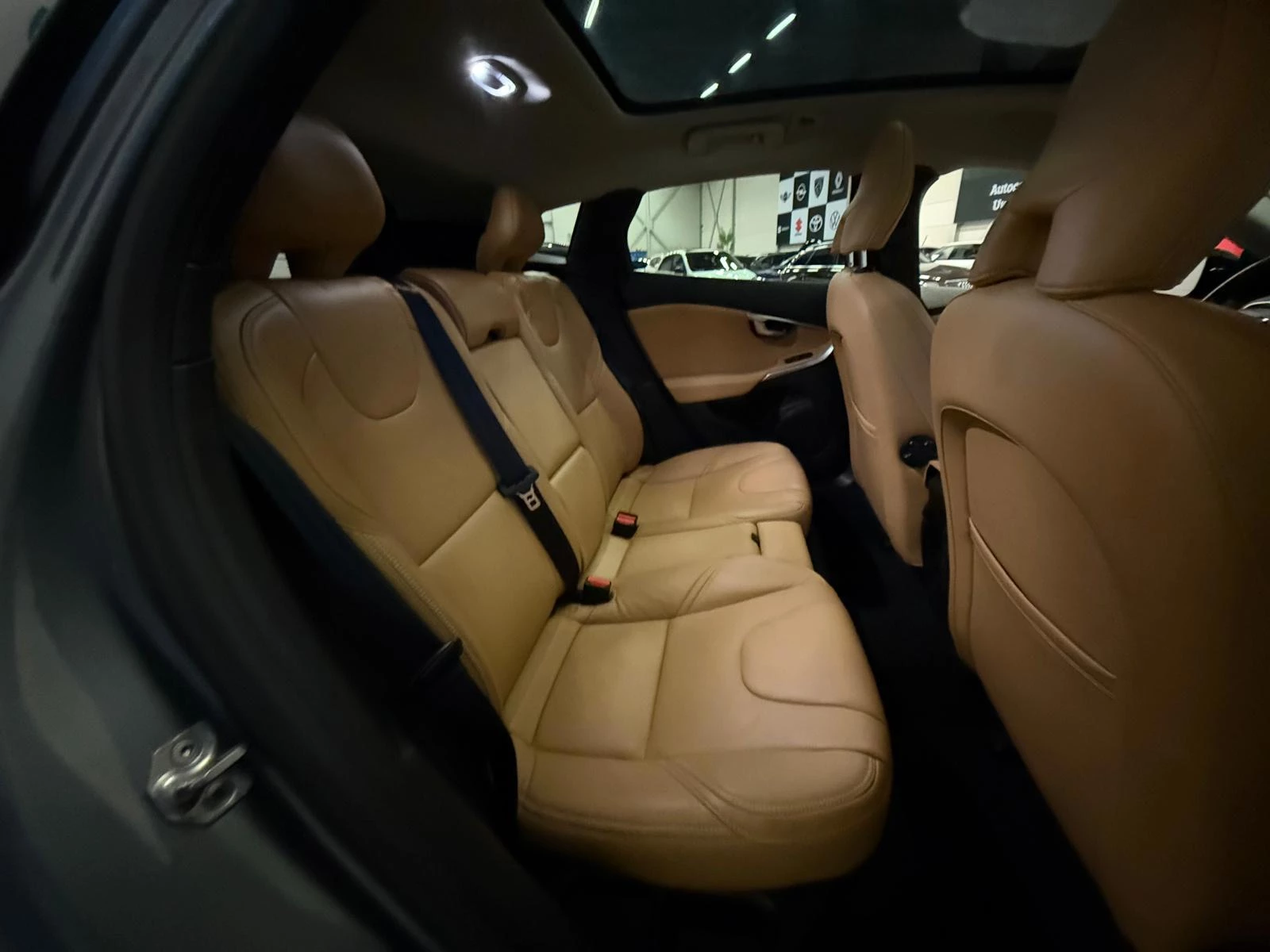 Hoofdafbeelding Volvo V40