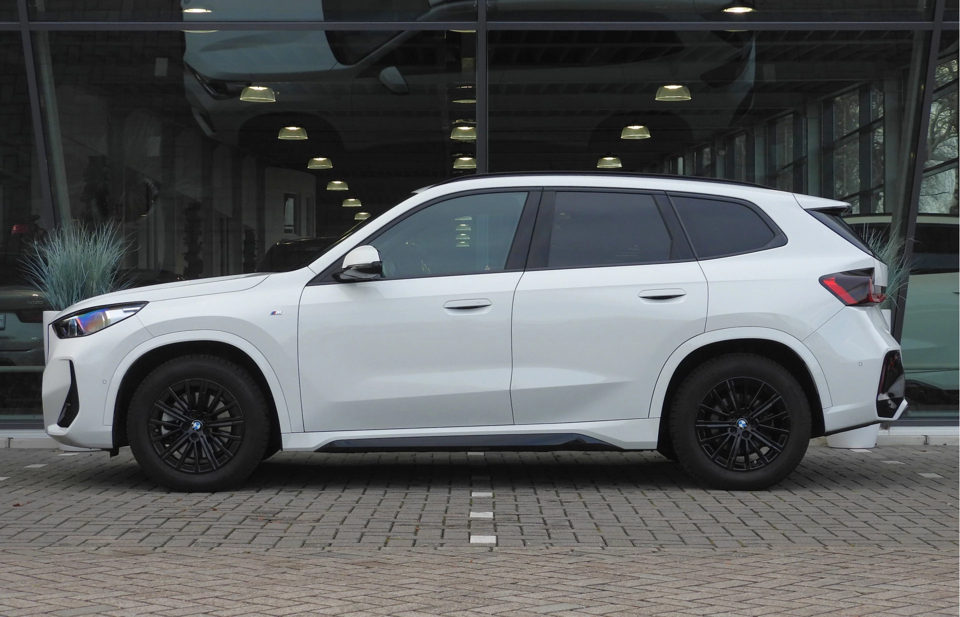 Hoofdafbeelding BMW iX1