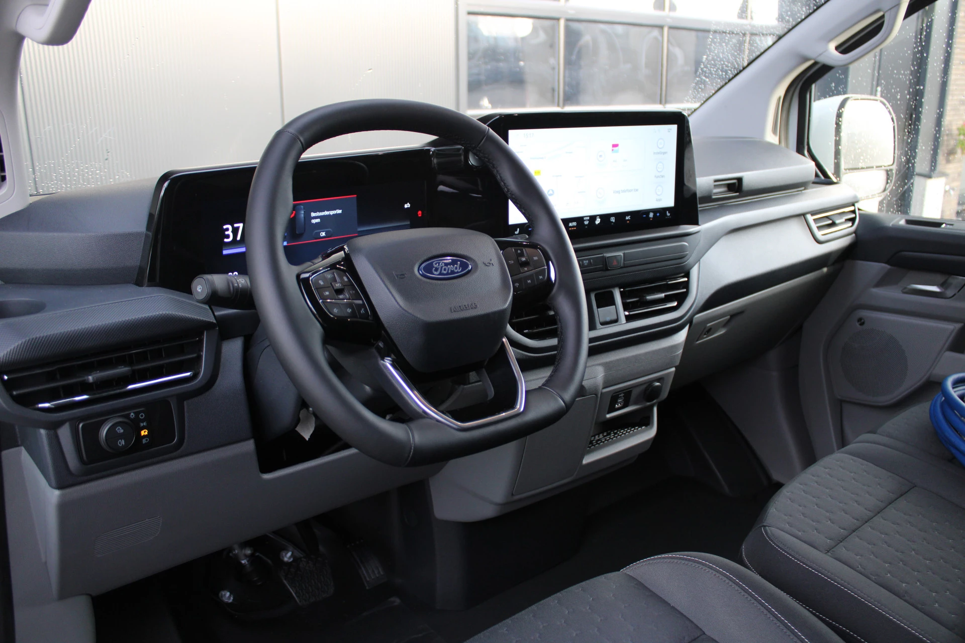 Hoofdafbeelding Ford E-Transit Custom