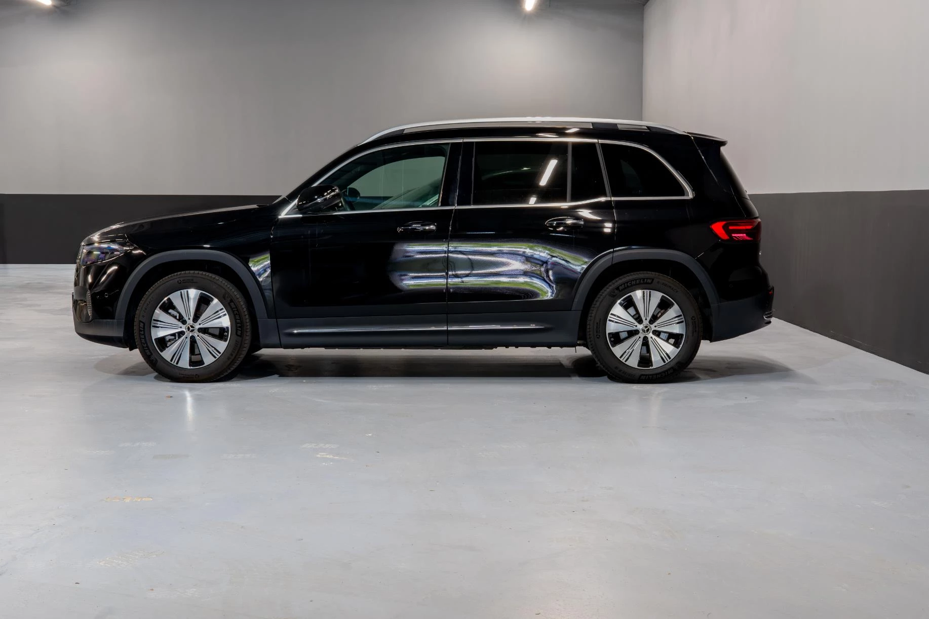 Hoofdafbeelding Mercedes-Benz EQB