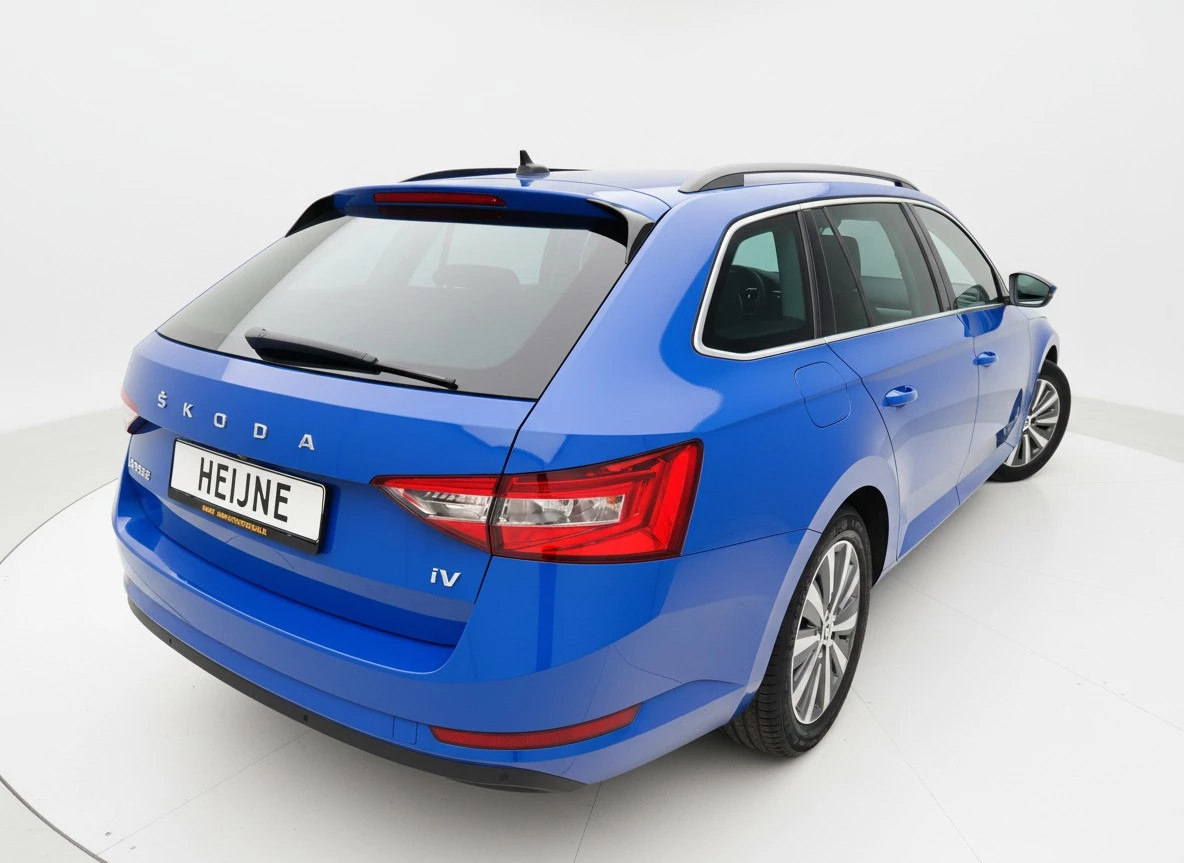 Hoofdafbeelding Škoda Superb