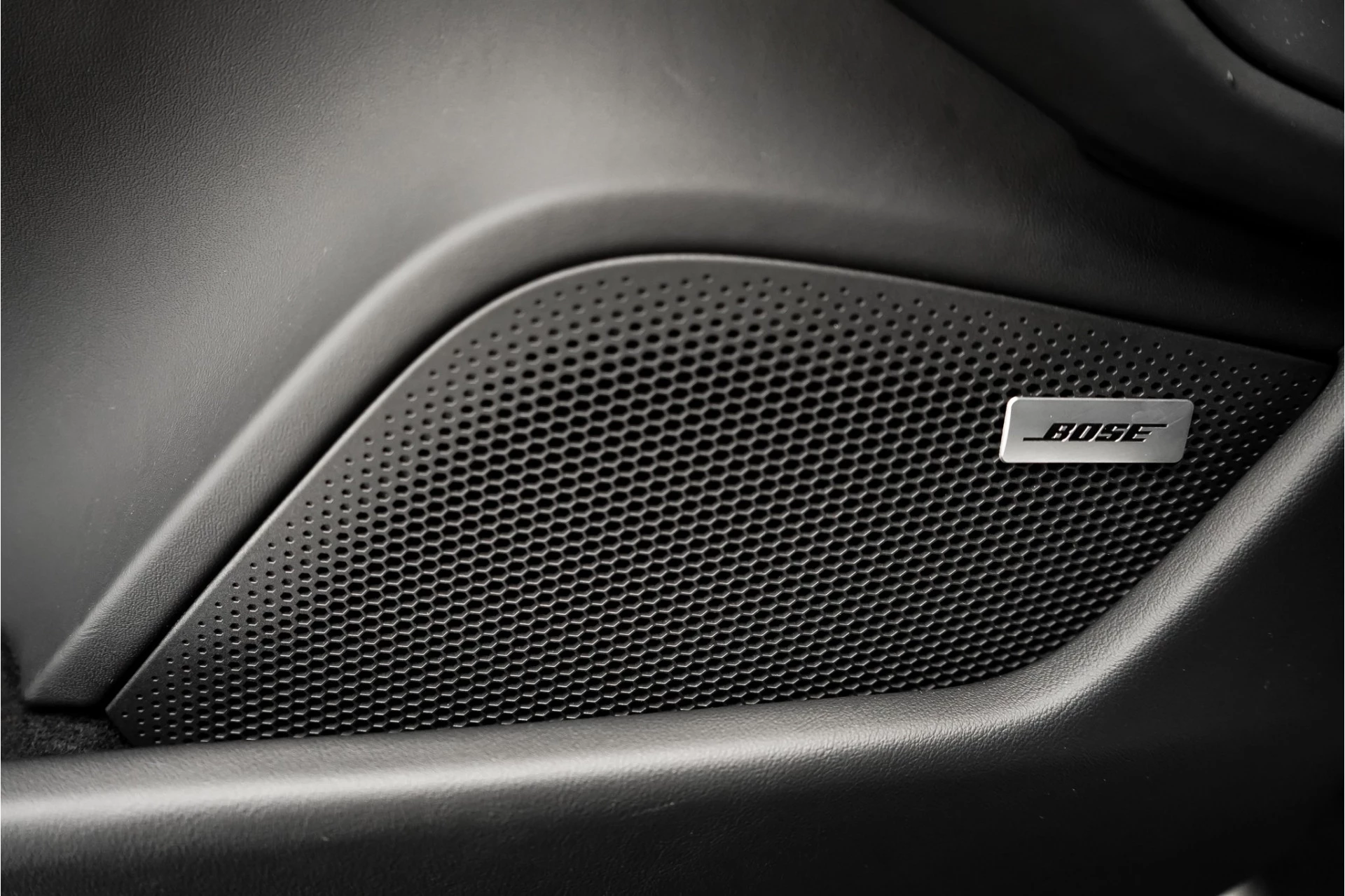 Hoofdafbeelding Porsche Taycan