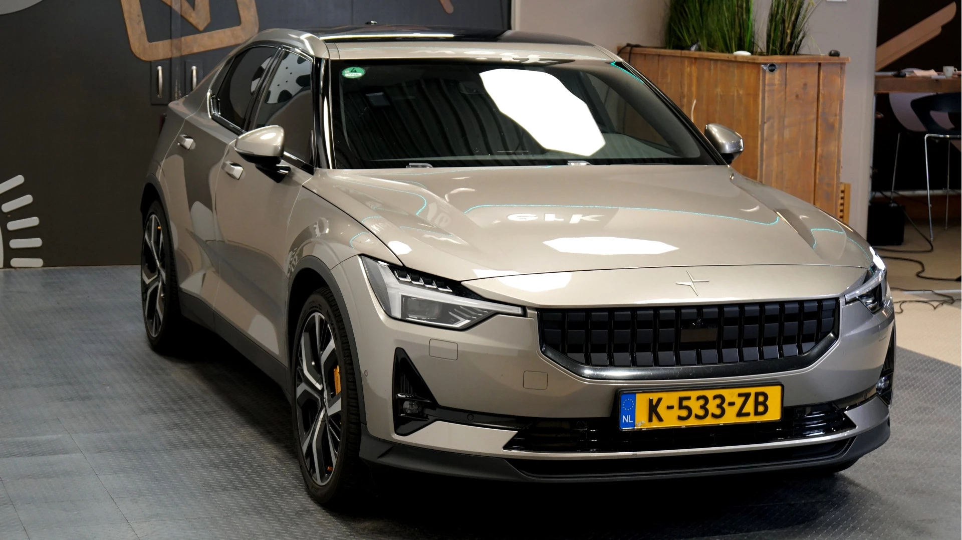 Hoofdafbeelding Polestar 2