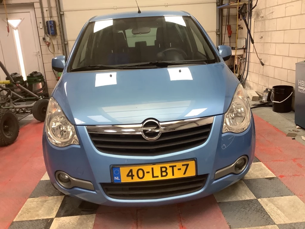 Hoofdafbeelding Opel Agila