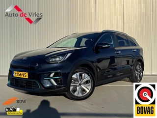 Hoofdafbeelding Kia e-Niro Kia e-Niro ExecutiveLine 64 kWh|SOH 100%|NL-Auto|Navi|LED