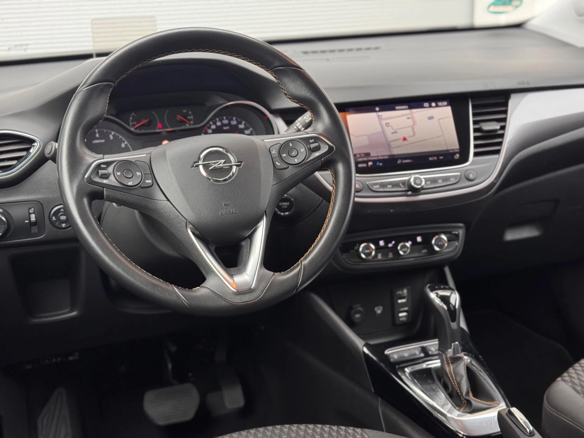 Hoofdafbeelding Opel Crossland X