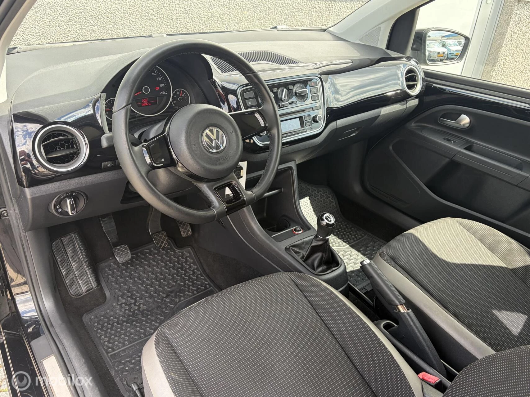 Hoofdafbeelding Volkswagen up!