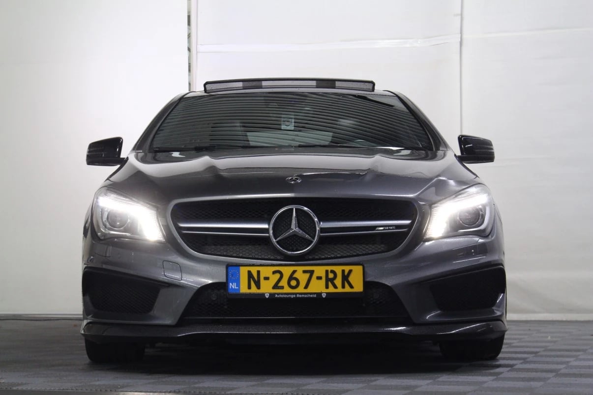 Hoofdafbeelding Mercedes-Benz CLA