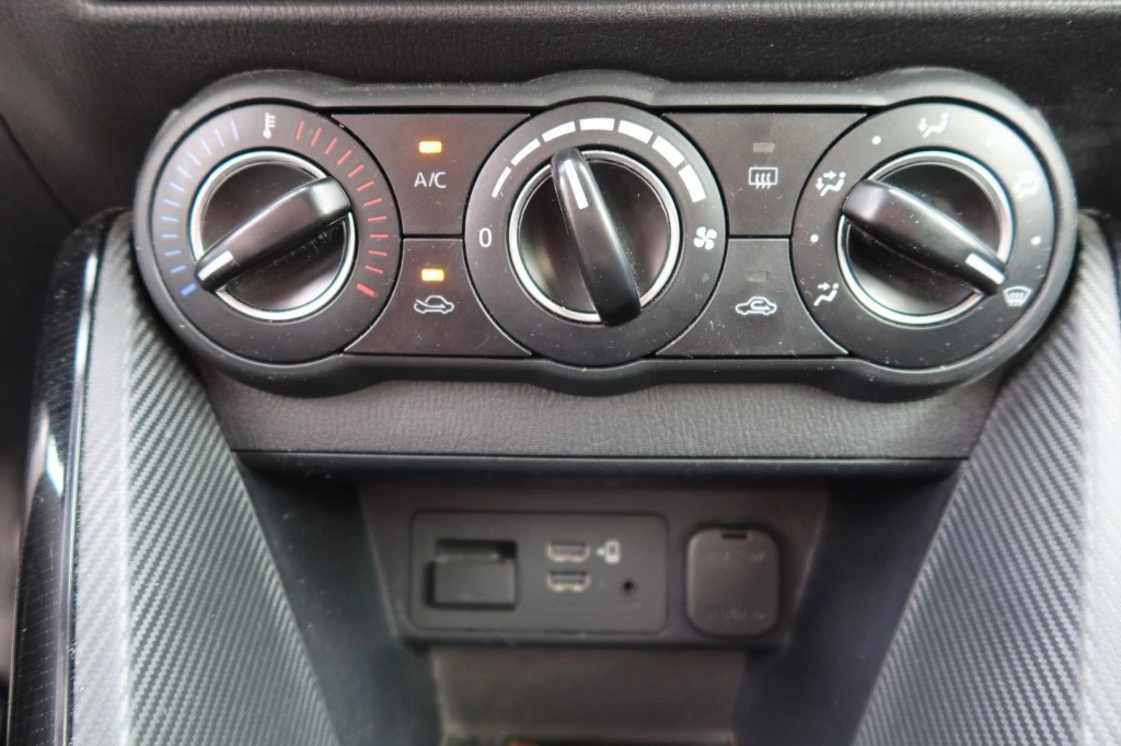 Hoofdafbeelding Mazda 2