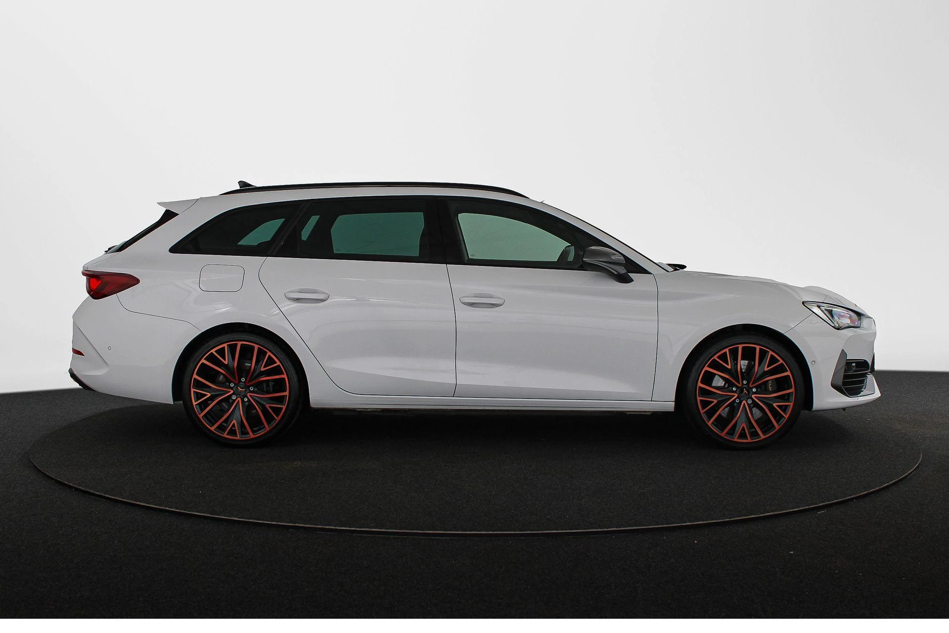 Hoofdafbeelding CUPRA Leon Sportstourer