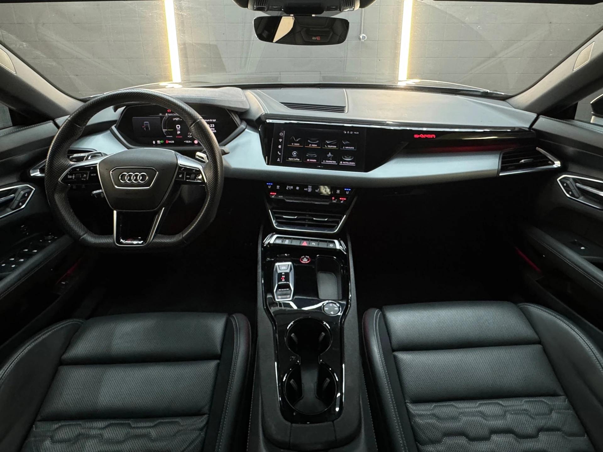 Hoofdafbeelding Audi e-tron GT