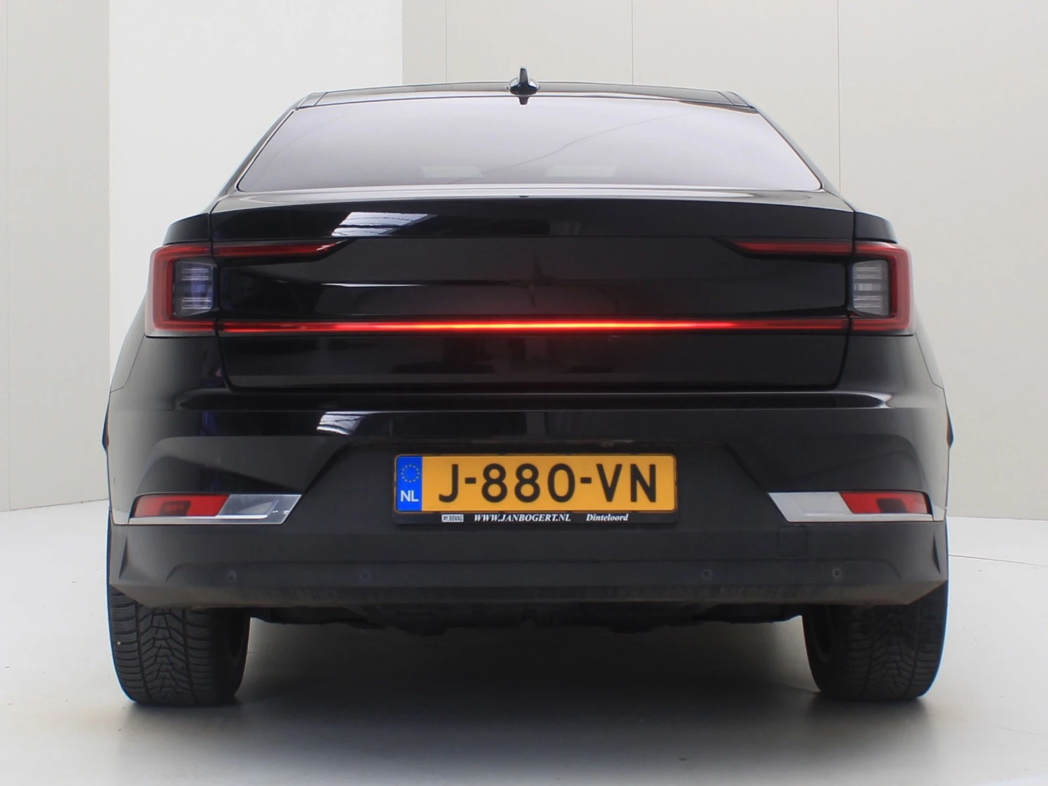 Hoofdafbeelding Polestar 2