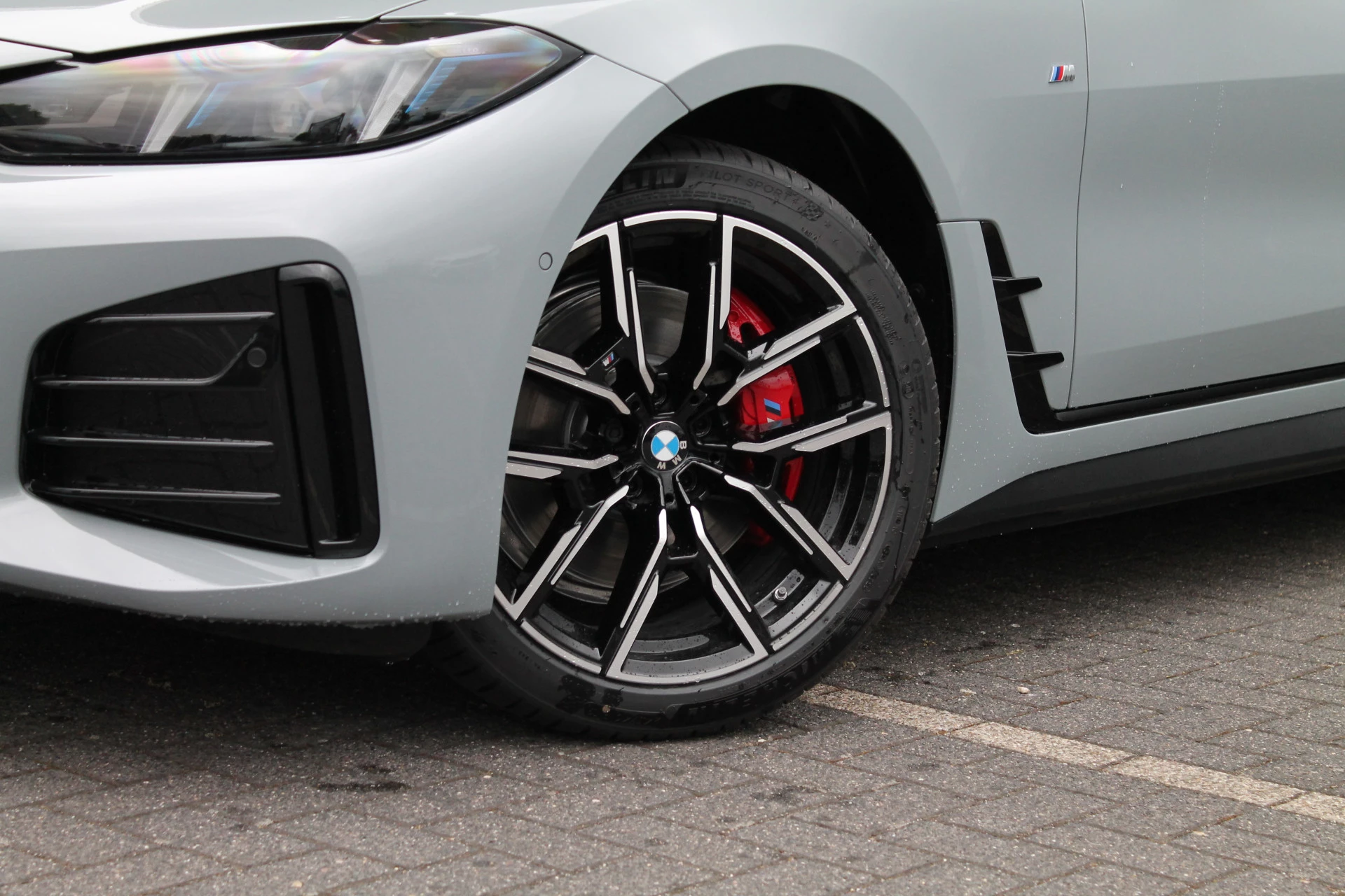 Hoofdafbeelding BMW i4