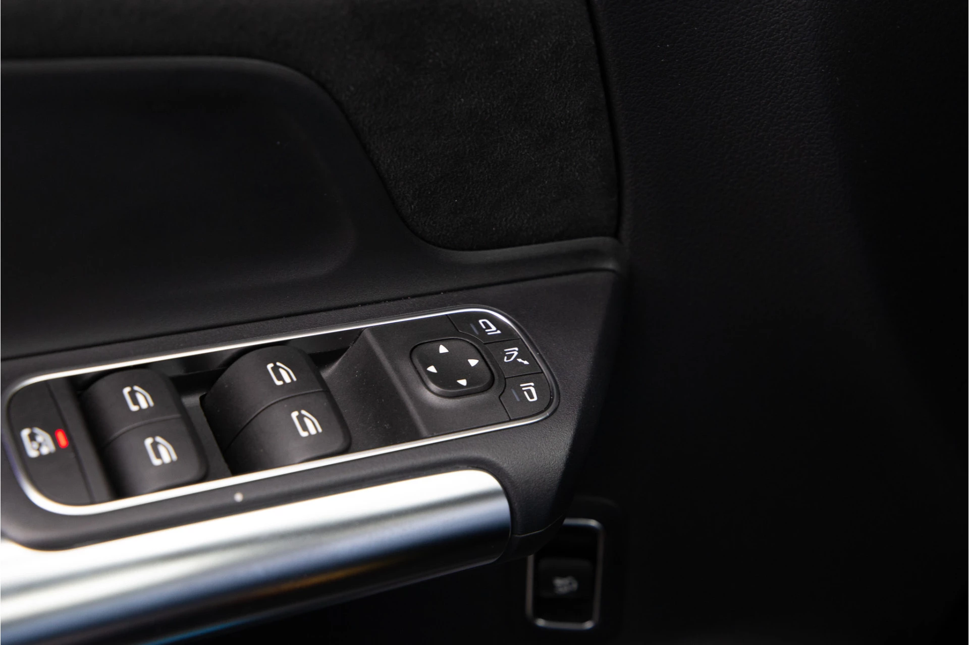 Hoofdafbeelding Mercedes-Benz EQA