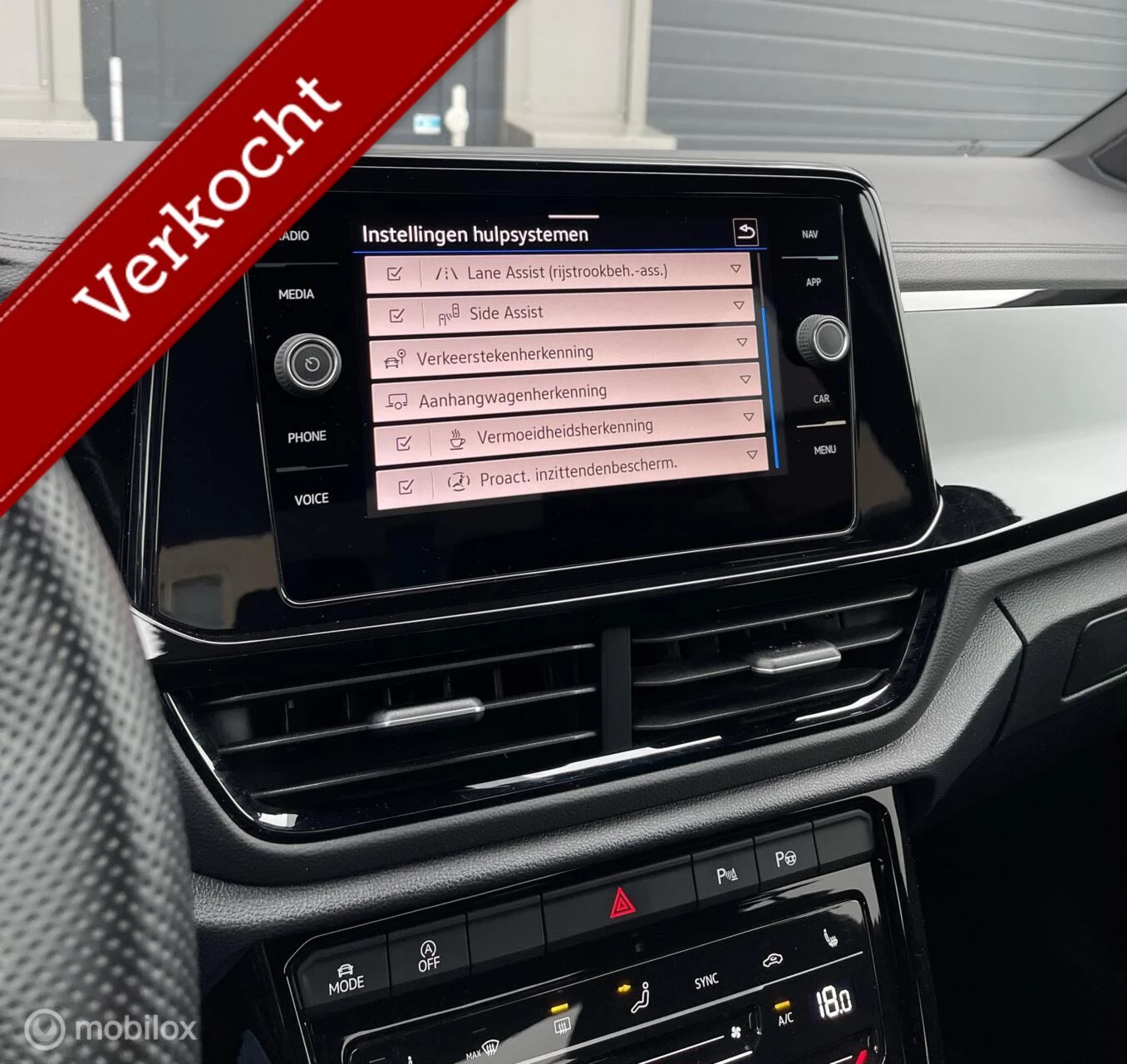 Hoofdafbeelding Volkswagen T-Roc