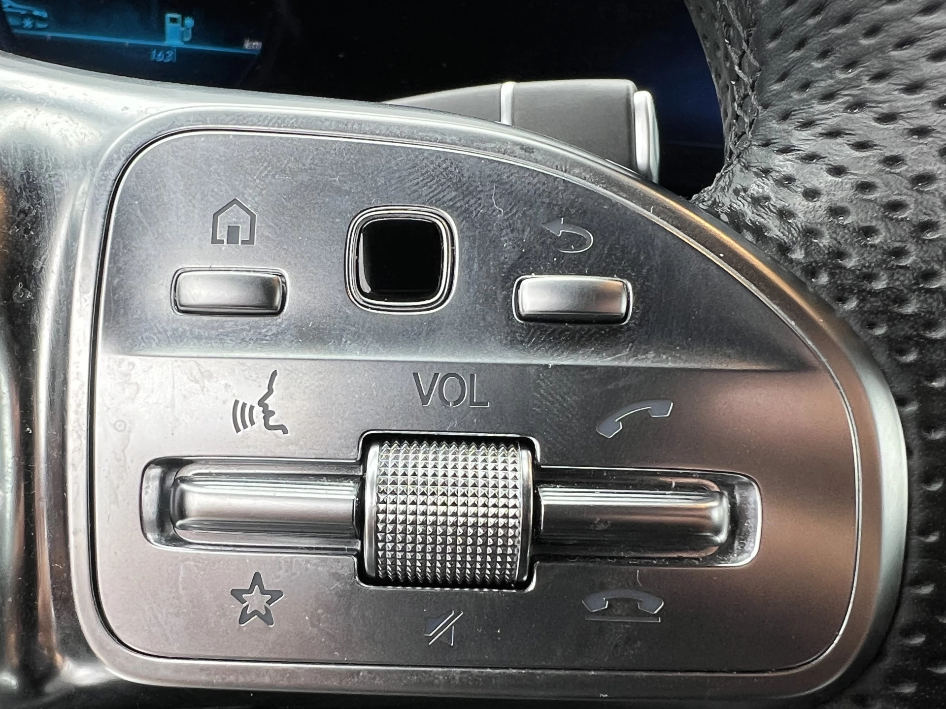 Hoofdafbeelding Mercedes-Benz EQC