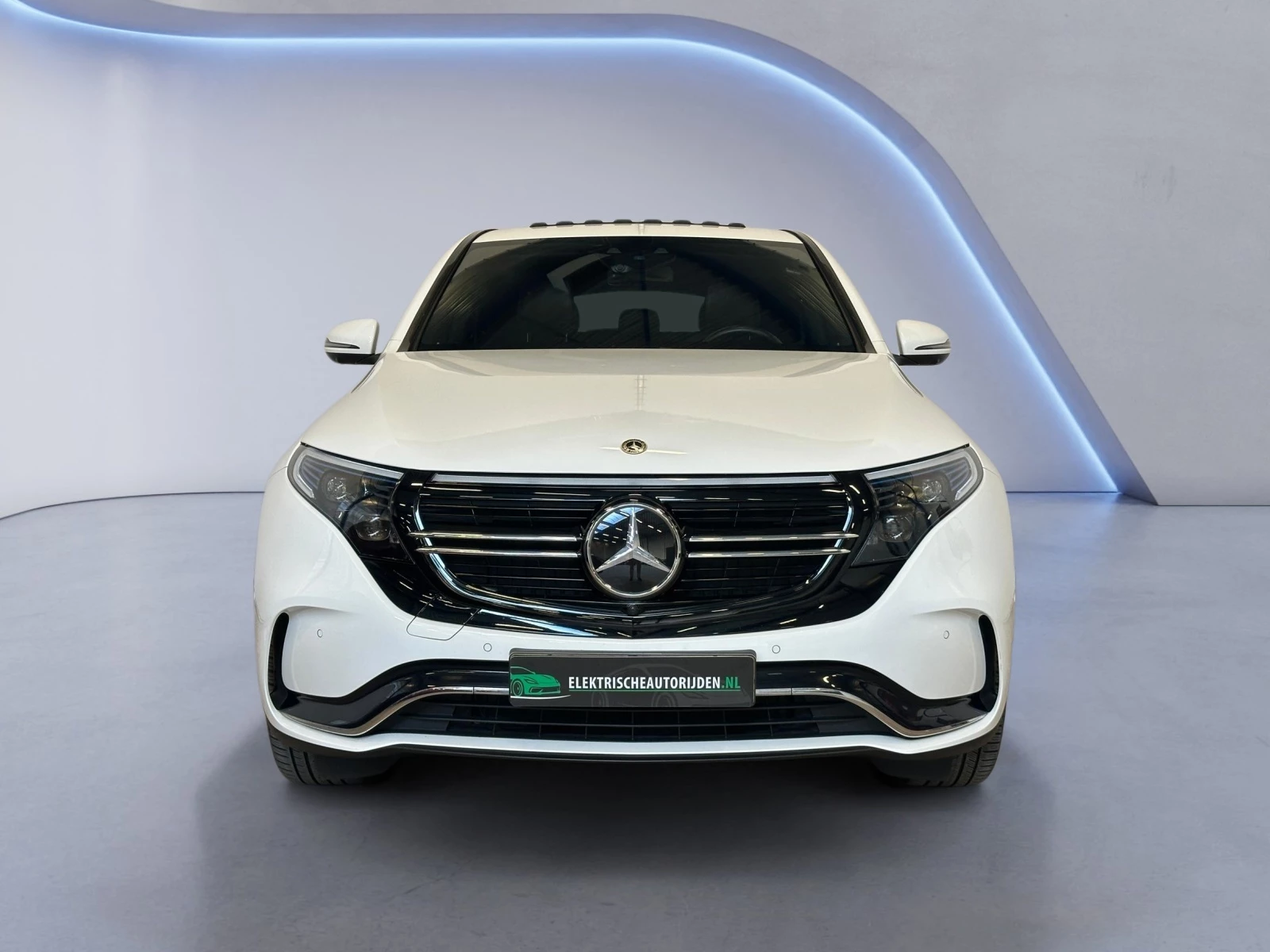 Hoofdafbeelding Mercedes-Benz EQC