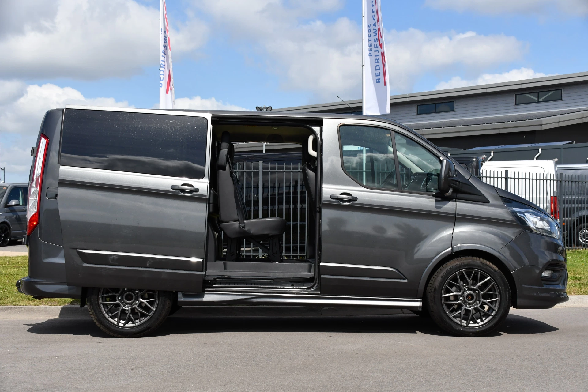 Hoofdafbeelding Ford Transit Custom
