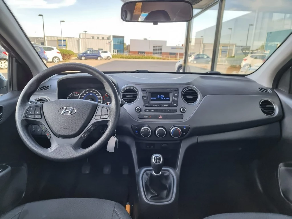 Hoofdafbeelding Hyundai i10