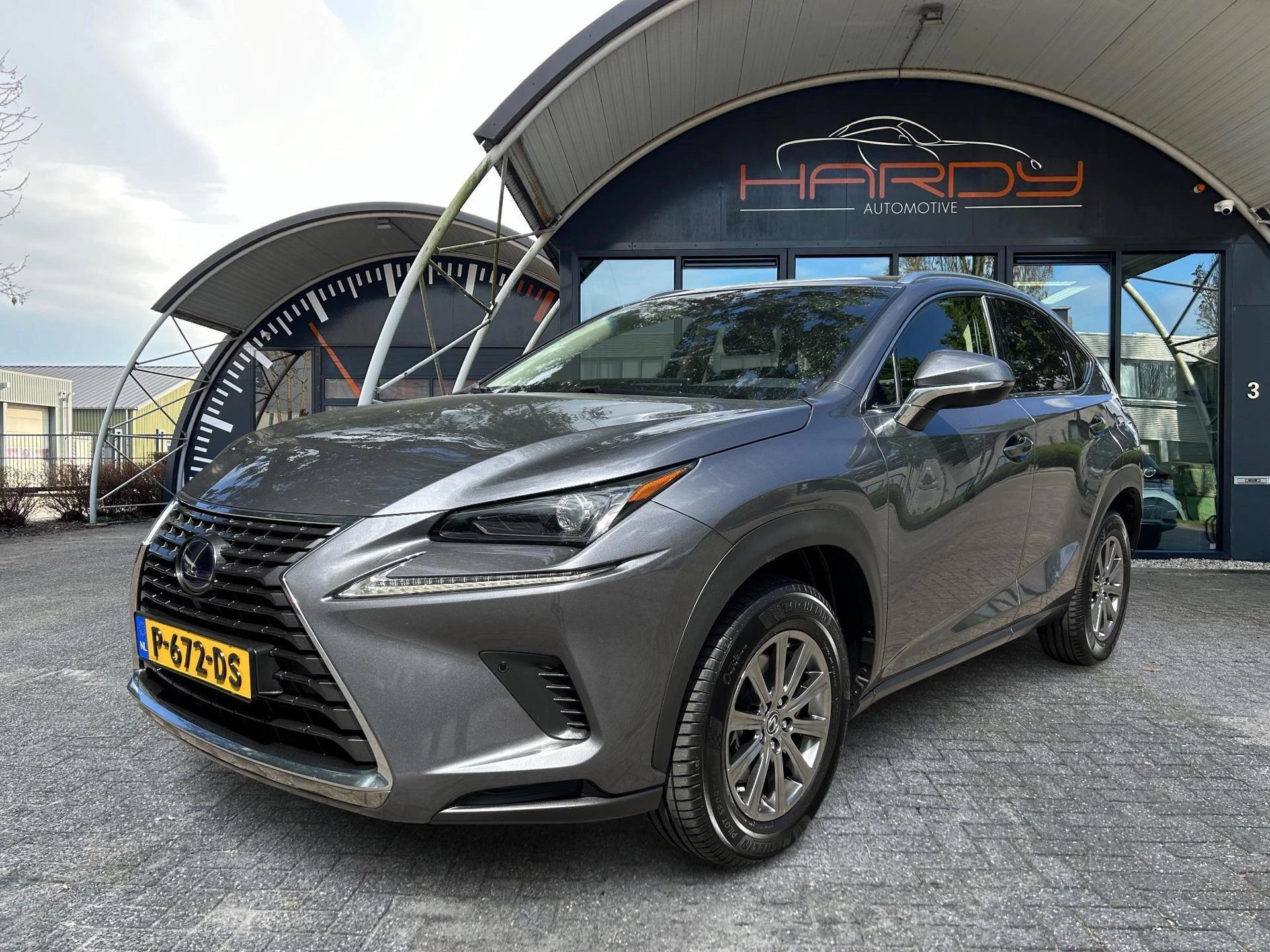 Hoofdafbeelding Lexus NX