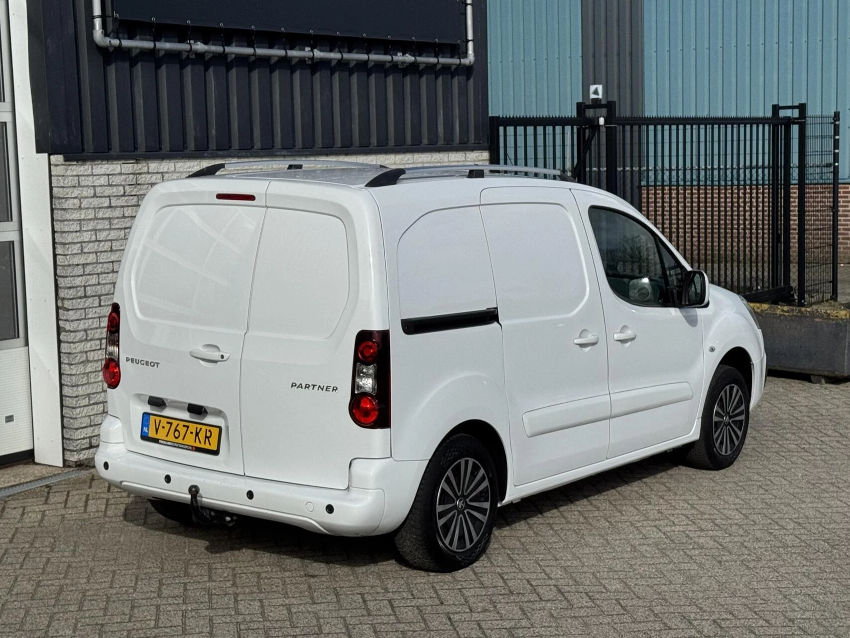 Hoofdafbeelding Peugeot Partner