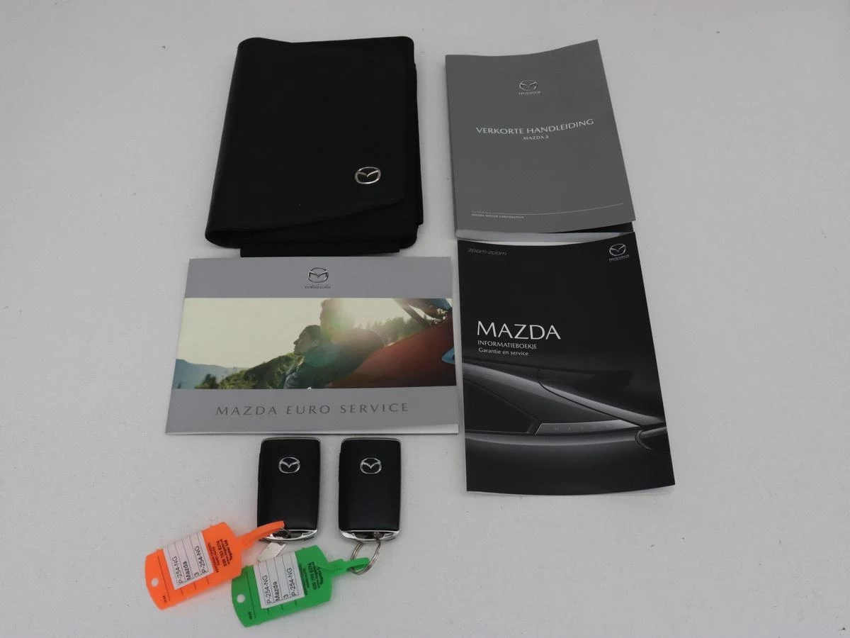 Hoofdafbeelding Mazda 3