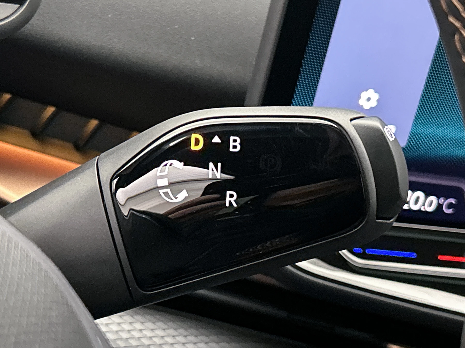 Hoofdafbeelding CUPRA Tavascan