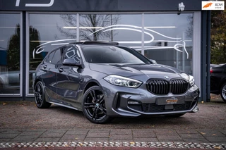 BMW 1-serie 118i High Executive|M Sport|Shadowline|Pano|Ambiance light|Stoelverw|