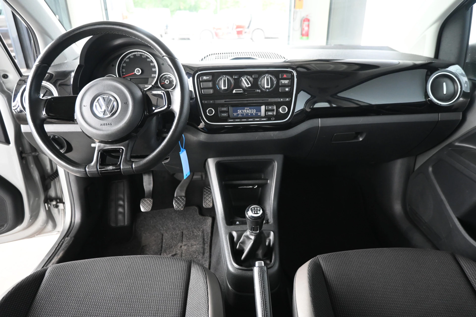 Volkswagen up!
