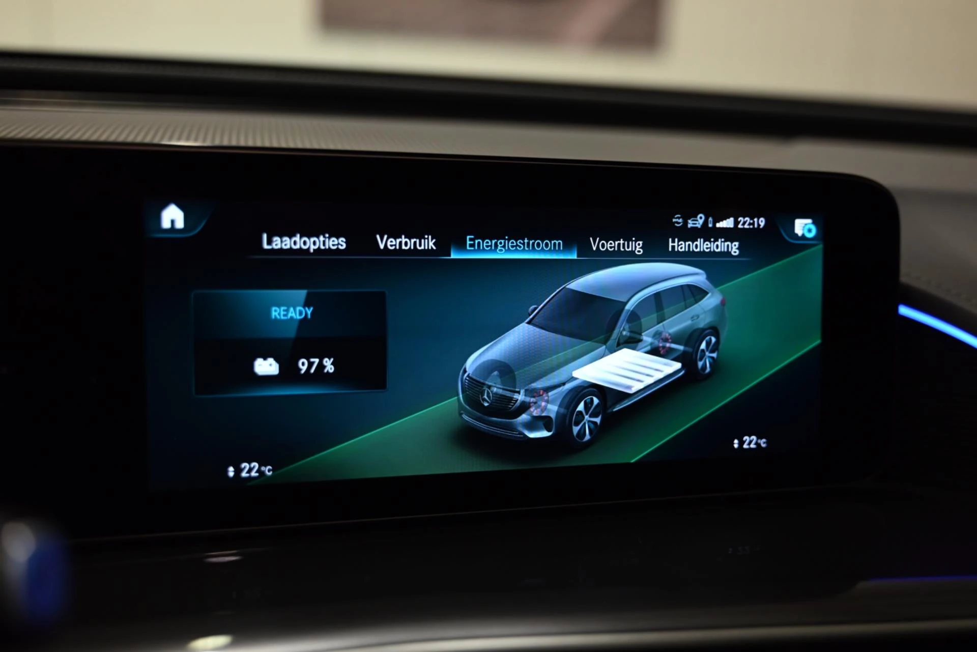Hoofdafbeelding Mercedes-Benz EQC