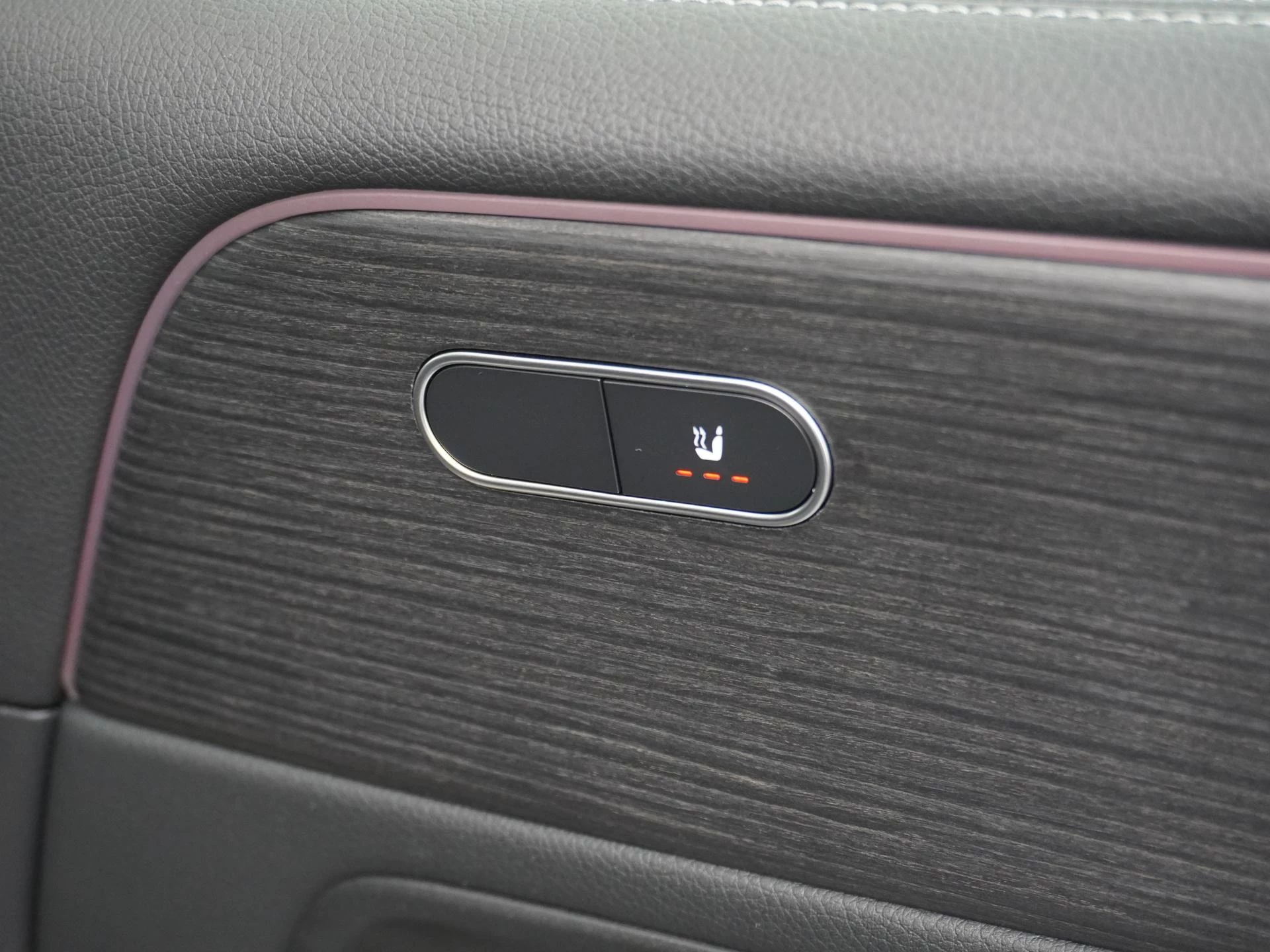 Hoofdafbeelding Mercedes-Benz EQB