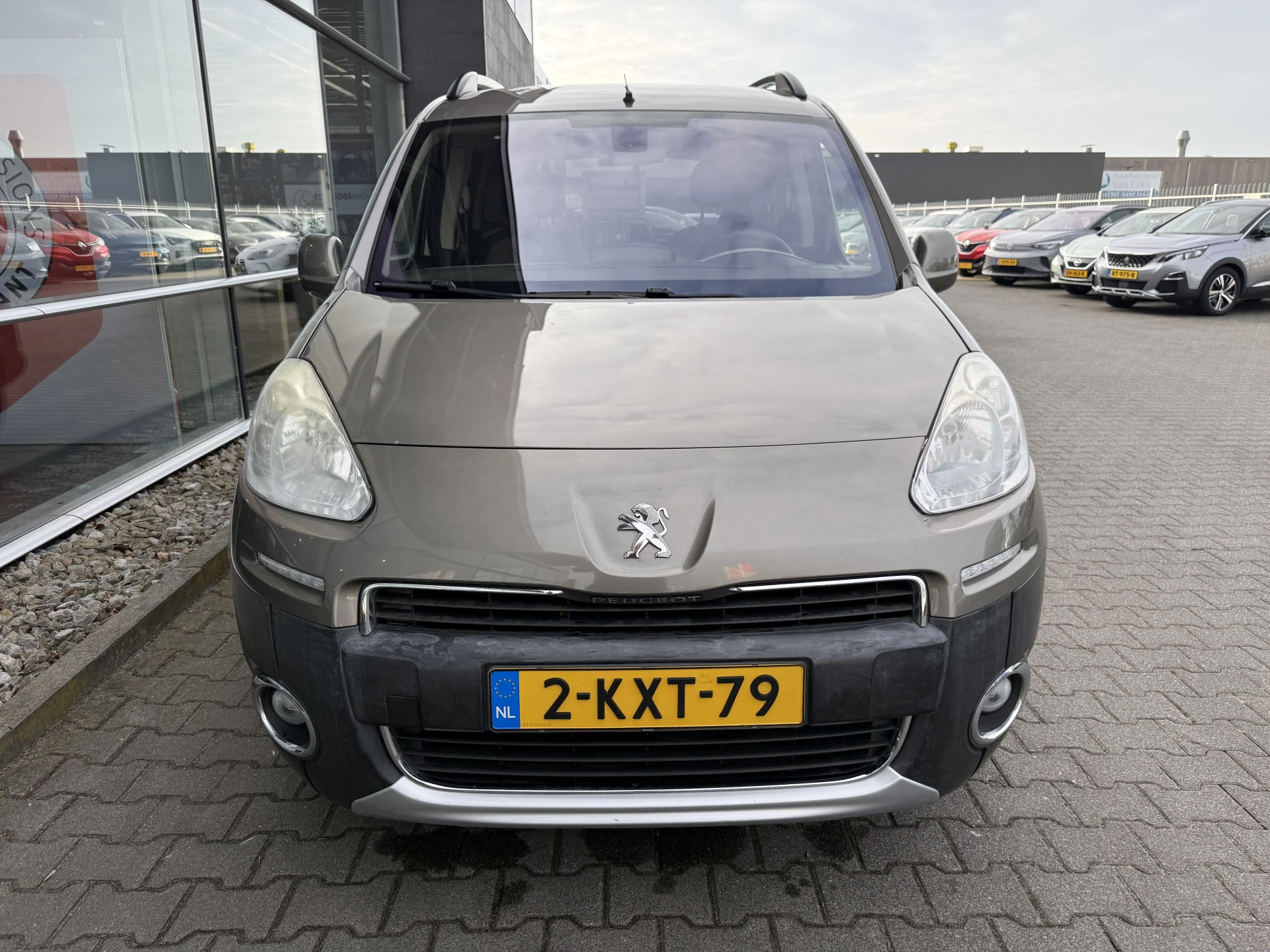 Hoofdafbeelding Peugeot Partner